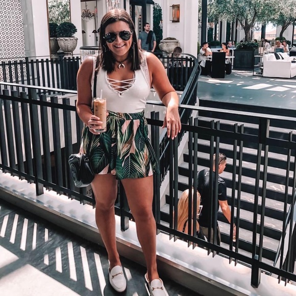 Meet your Posher, Ashleigh - Picture 4 of 5